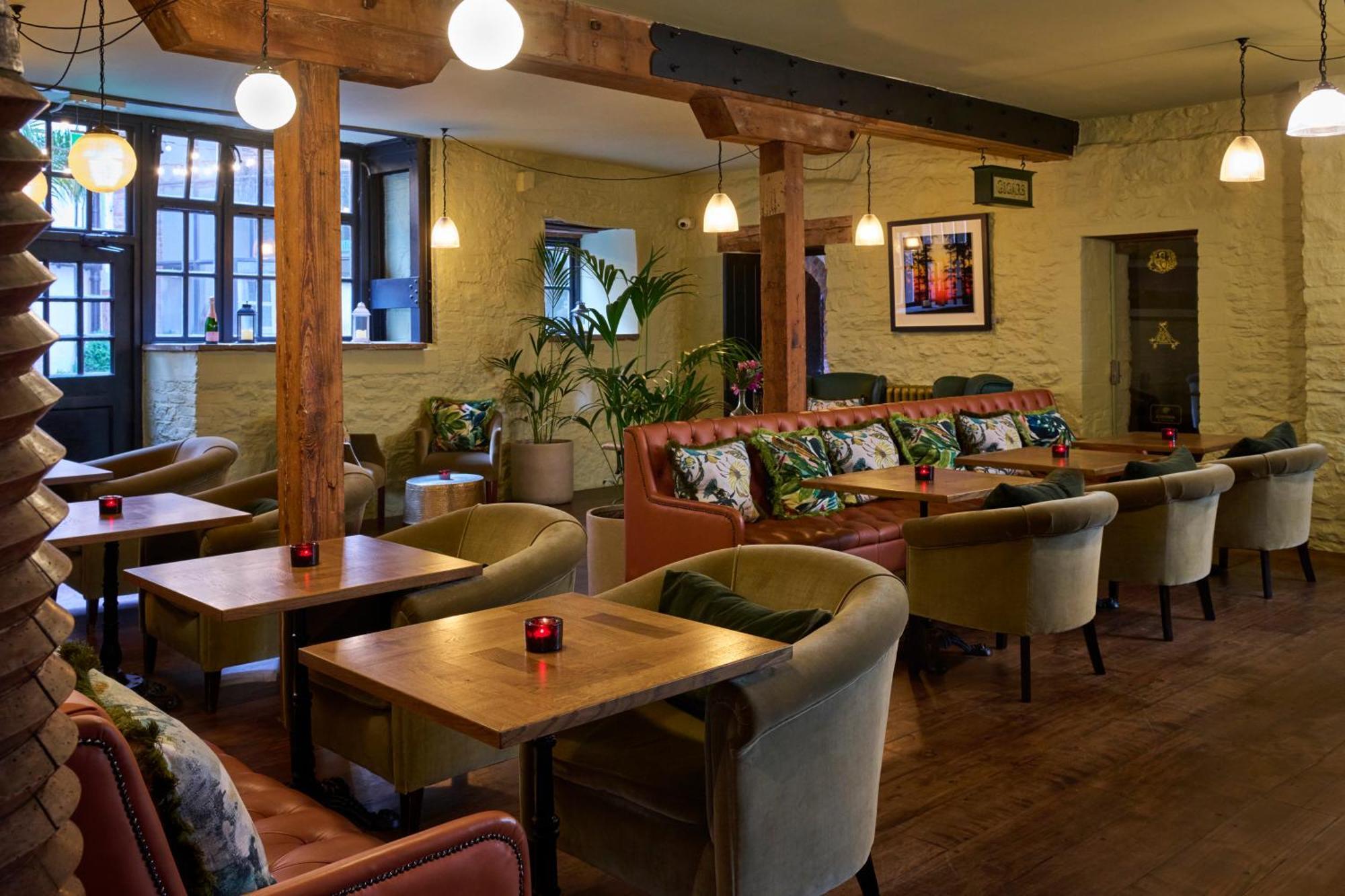 Du Vin Hotel 4*